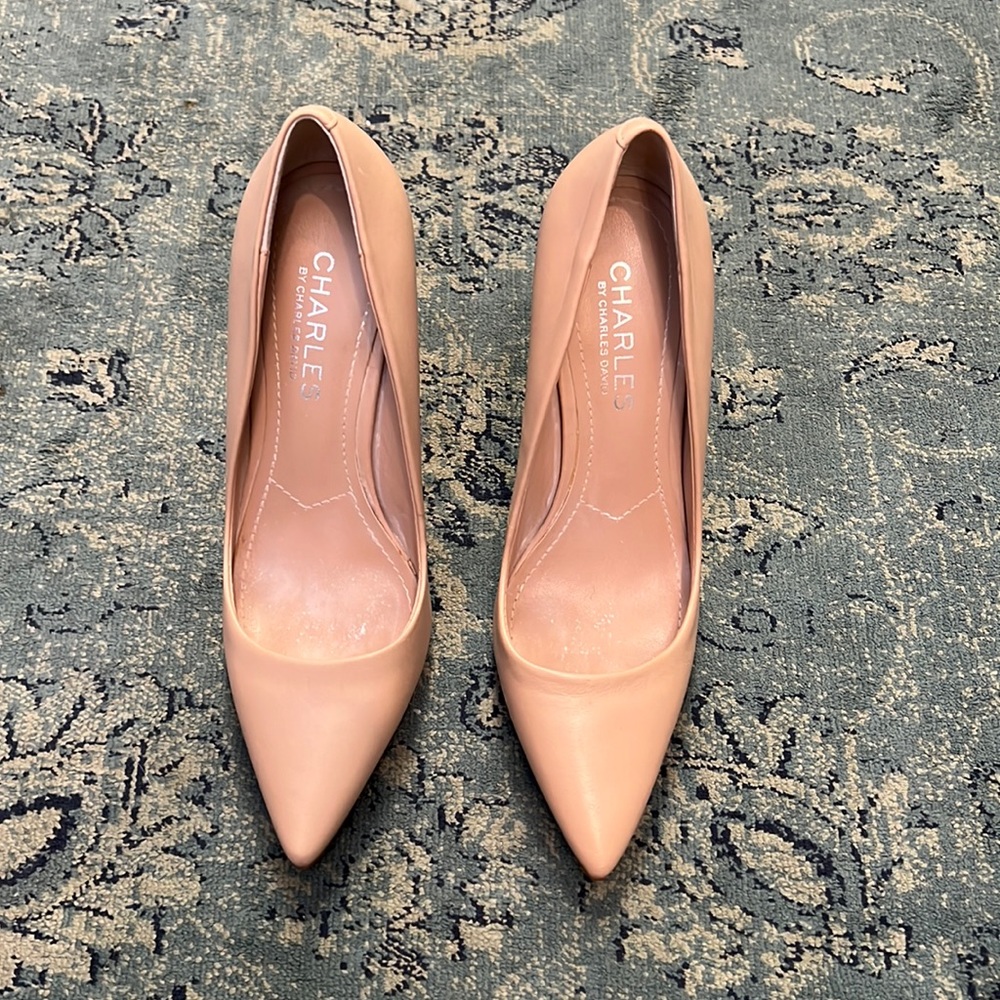 Charles By Charles David Pumps